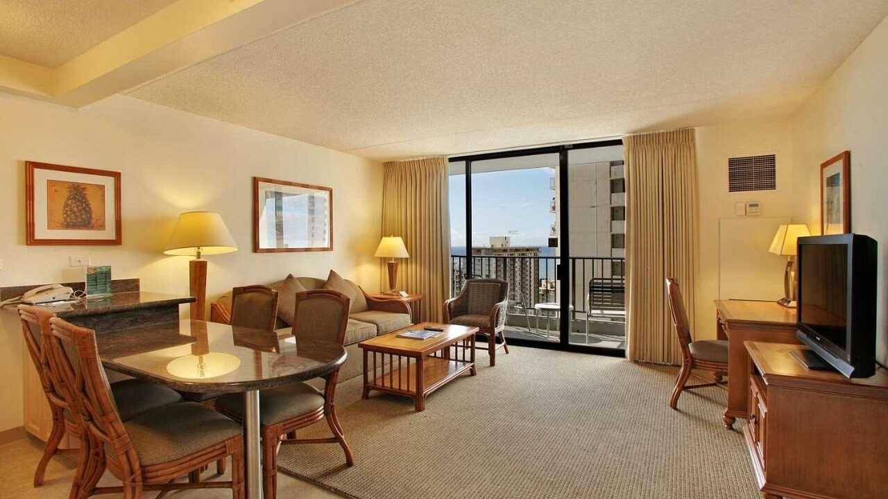 Photo of Livingroom in Waikiki