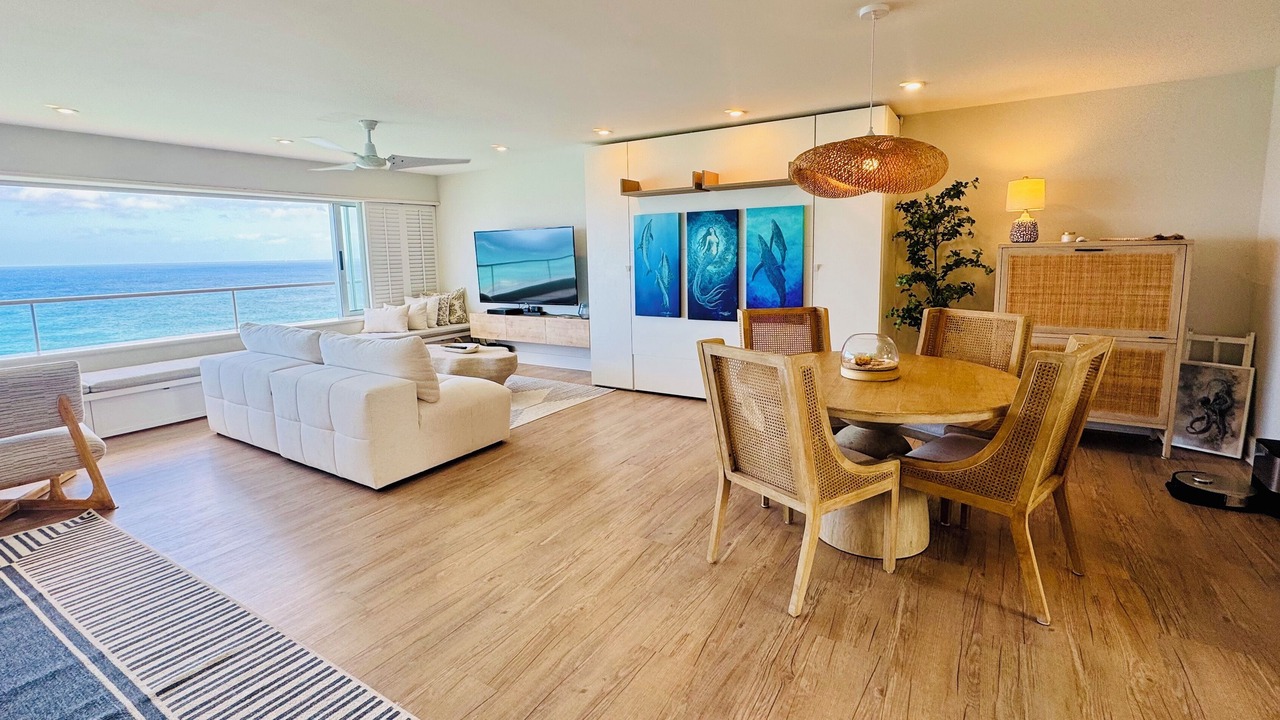 Photo of Livingroom in Diamond Head - Kapahulu - St. Louis