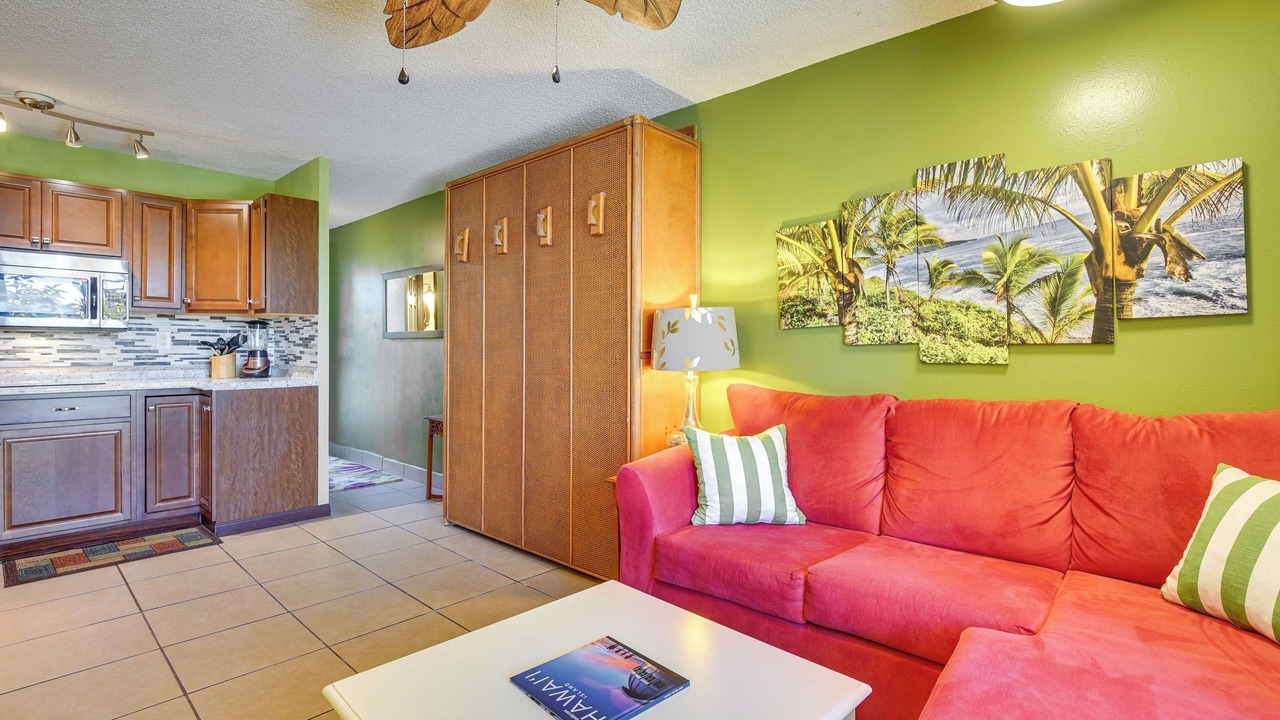 Photo of Livingroom in Historic Kailua Village