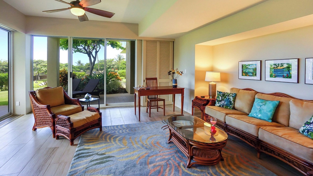 Photo of Livingroom in Waikoloa