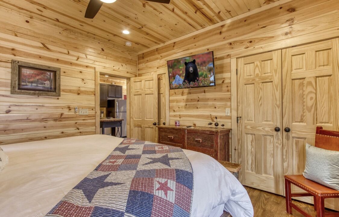 Photo of Bedroom in Chalet Village North