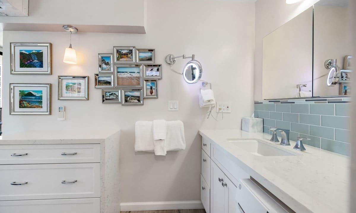 Photo of Bathroom in Waikiki