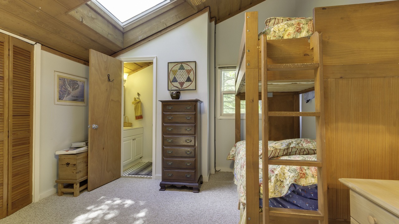 Photo of Bedroom in Sapphire