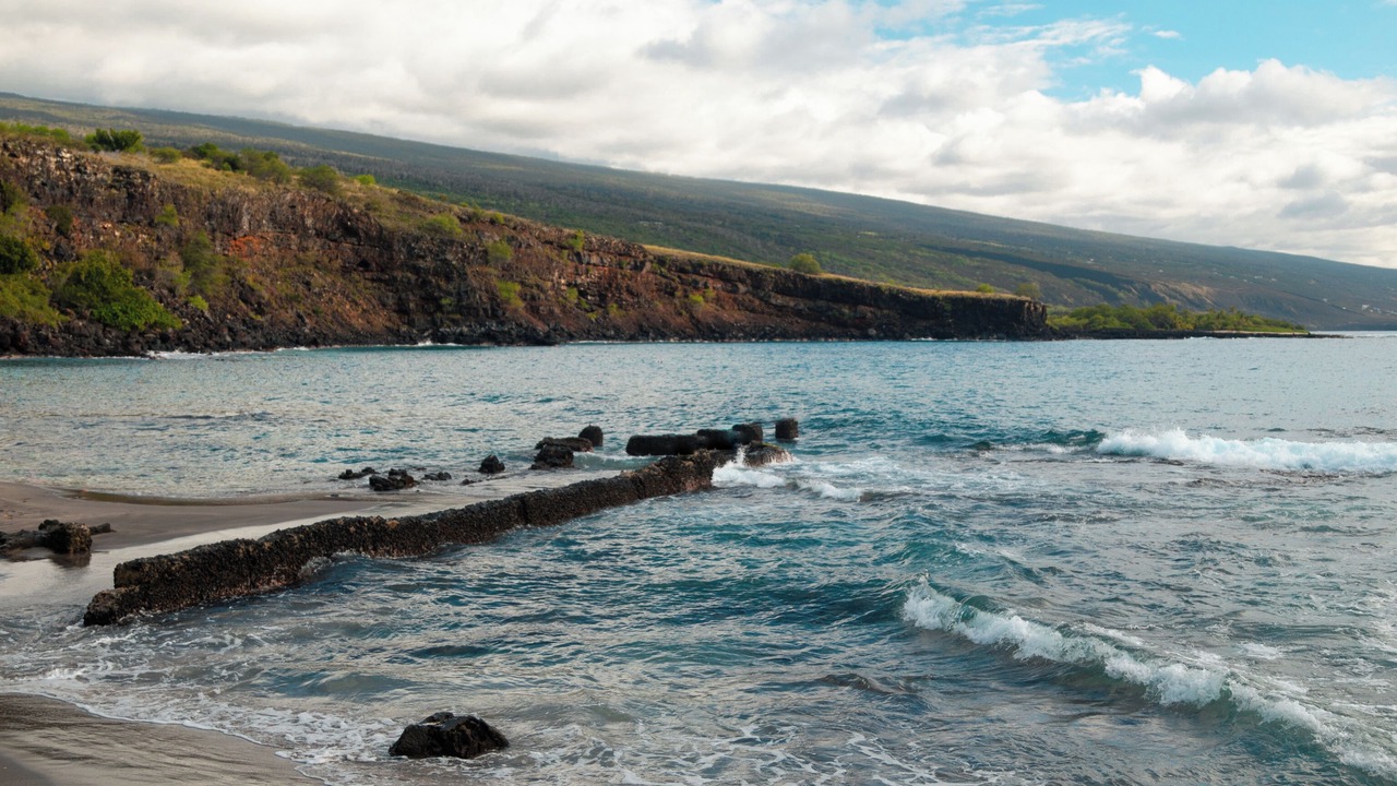 Photo of Others in Kahaluu Bay