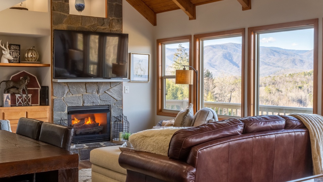 Photo of Livingroom in Bryson City