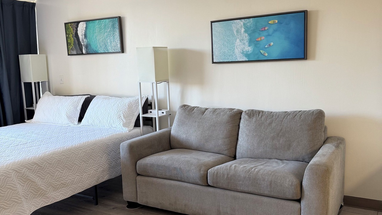 Photo of Bedroom in Waikiki