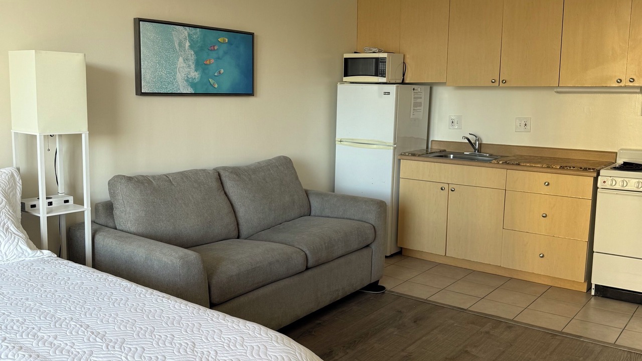 Photo of Livingroom in Waikiki