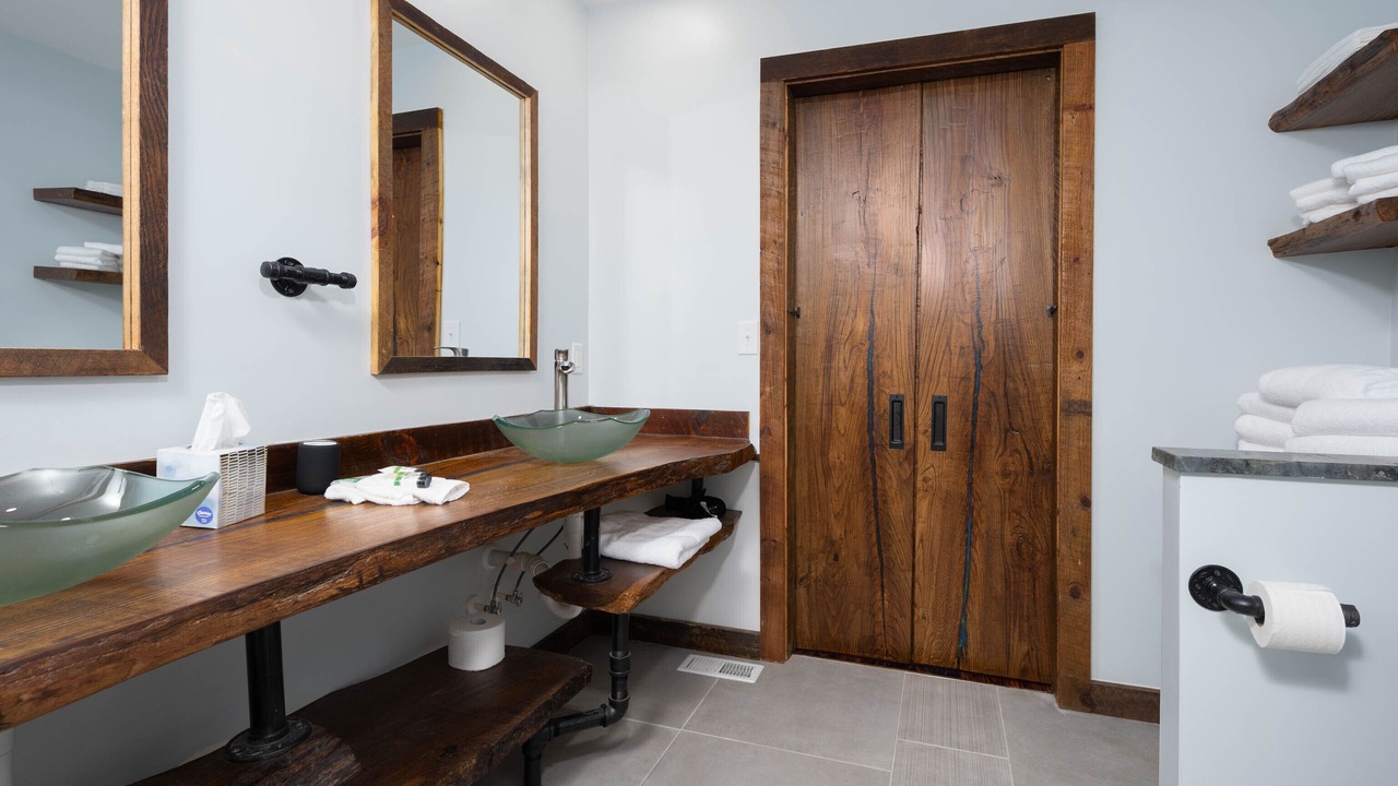 Photo of Bathroom in Hendersonville