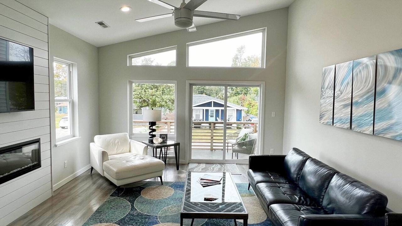 Photo of Livingroom in North Carolina Coast