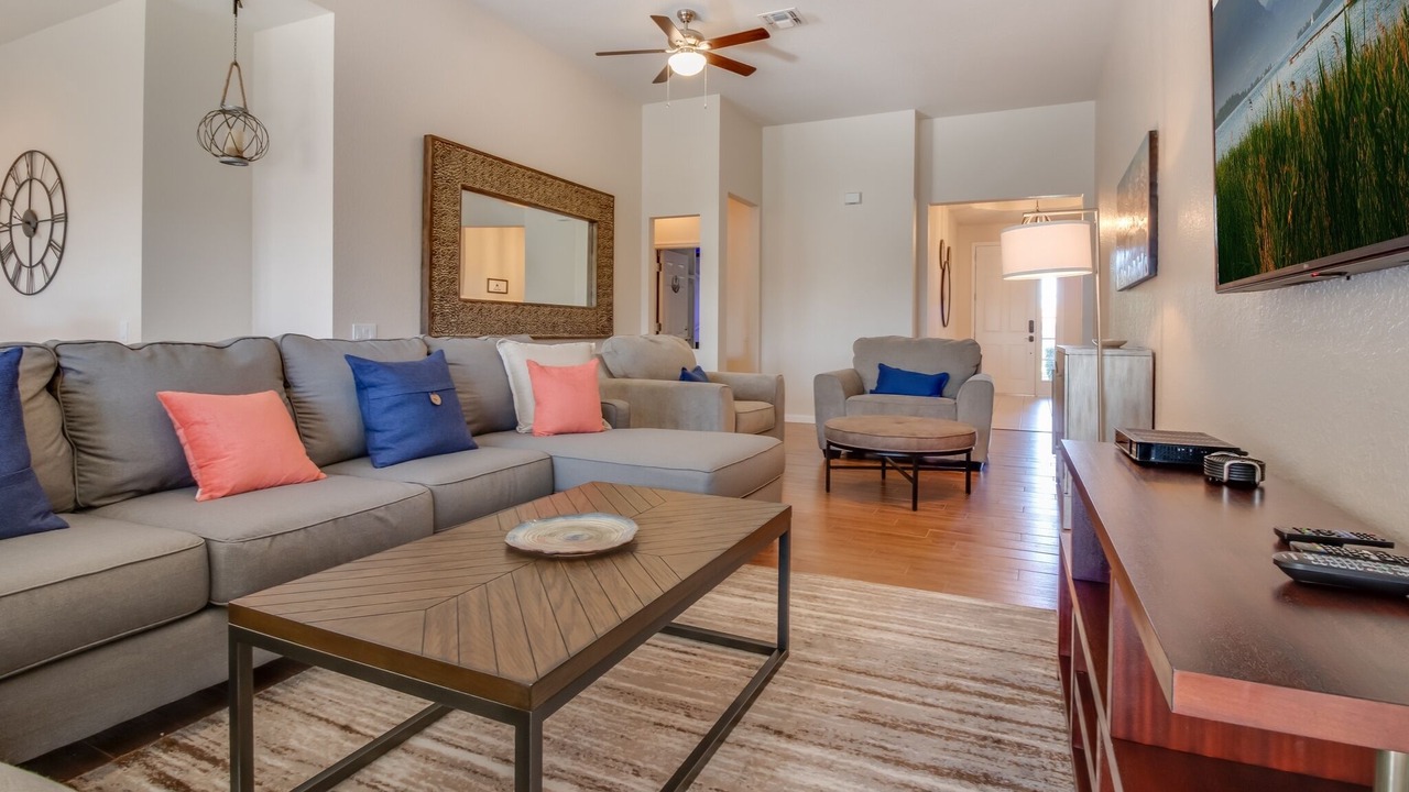 Photo of Livingroom in Windsor Hills