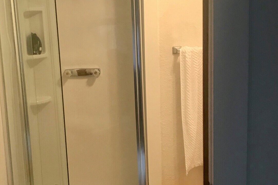 Photo of Bathroom in Engelhard