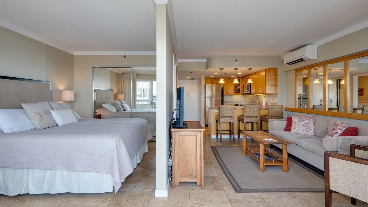 Photo of Bedroom in Waikiki