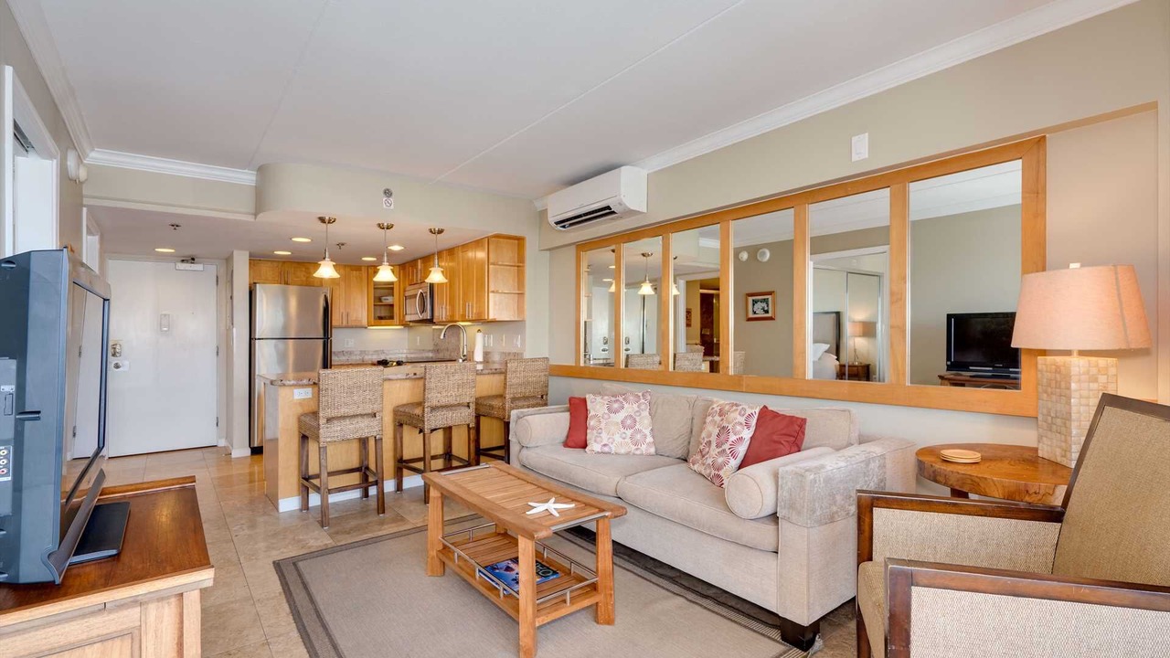 Photo of Livingroom in Waikiki
