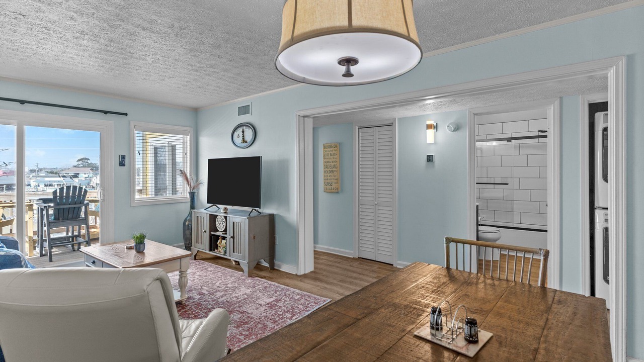 Photo of Livingroom in North Carolina Coast