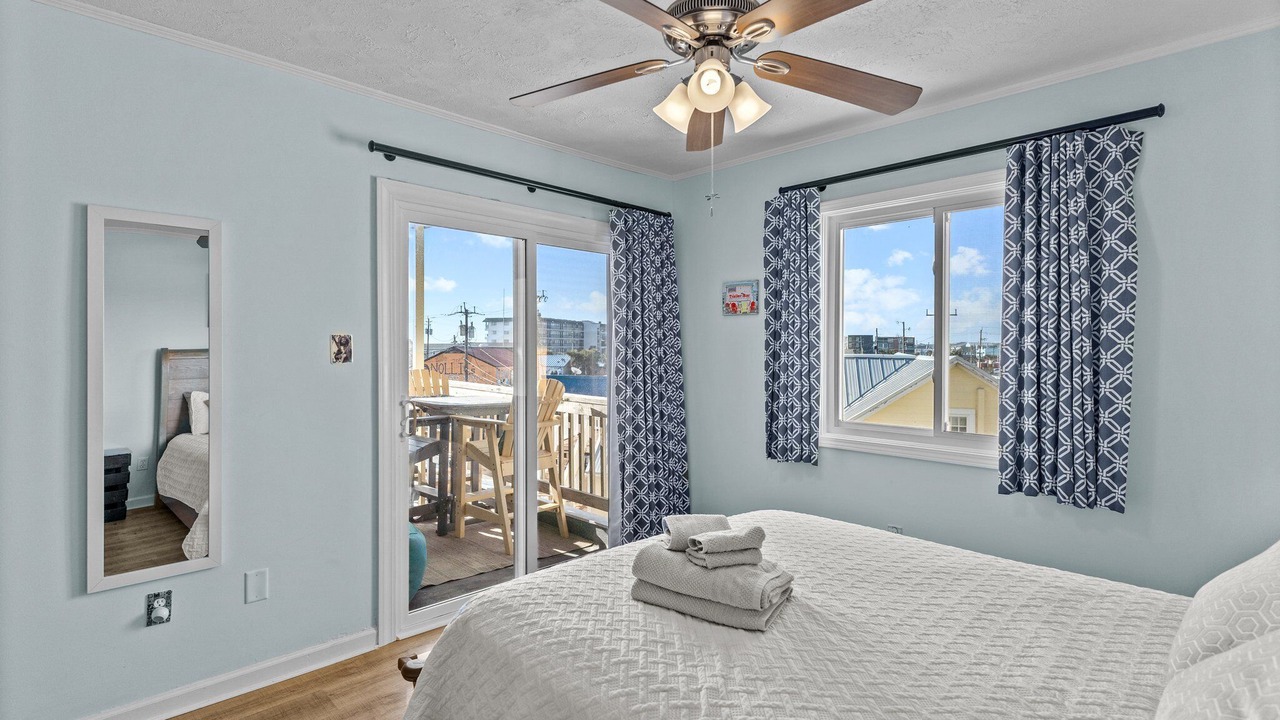 Photo of Bedroom in North Carolina Coast