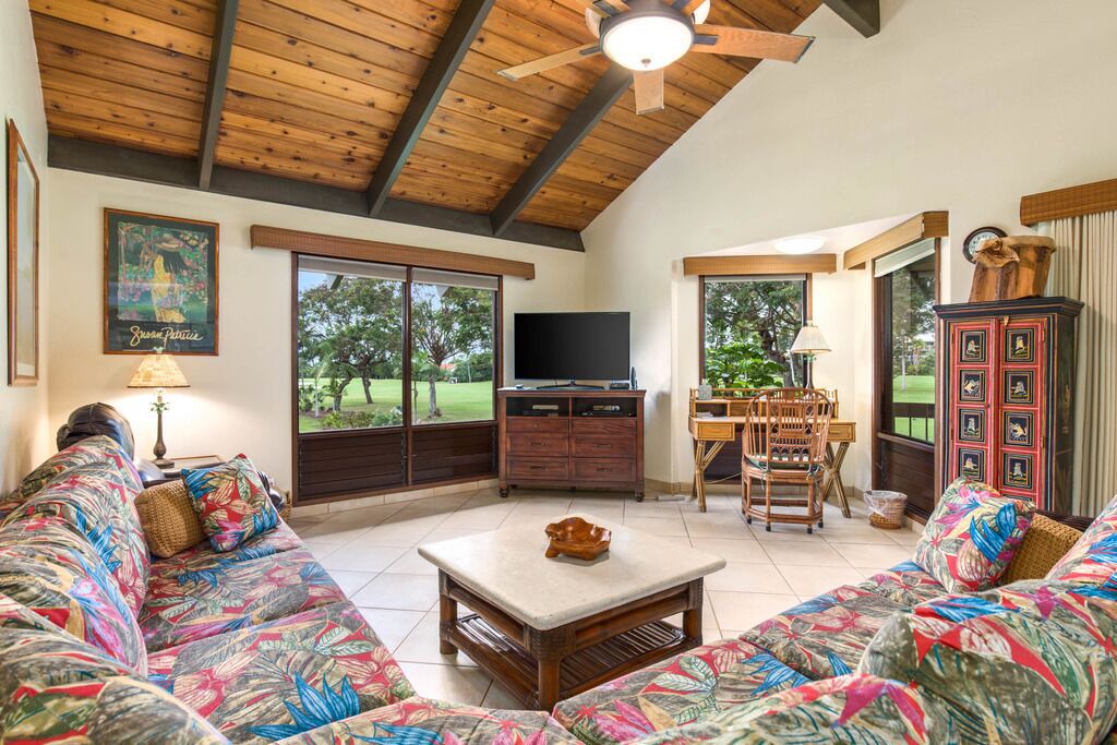 Photo of Livingroom in Keauhou