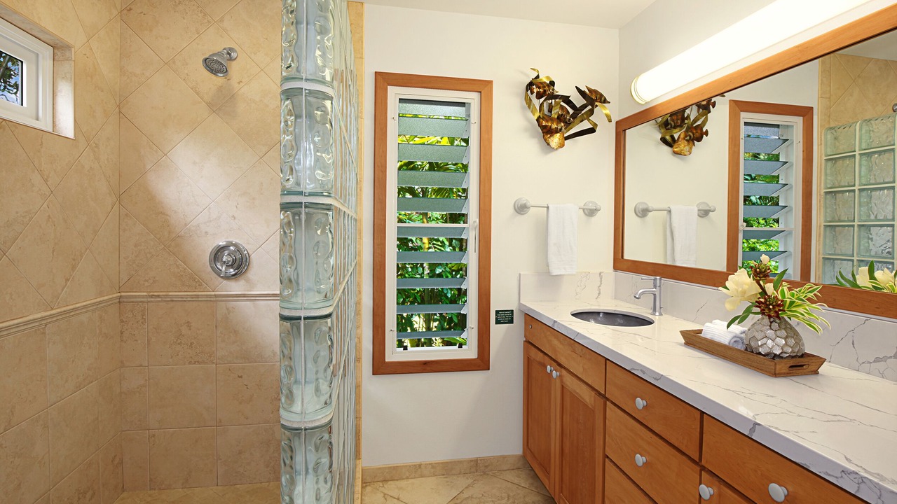 Photo of Bathroom in Hanalei