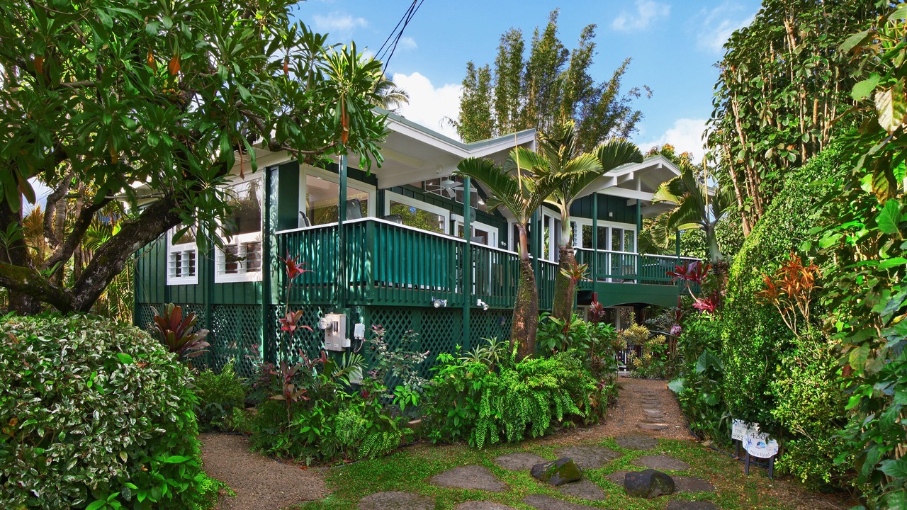 Photo of Others in Hanalei
