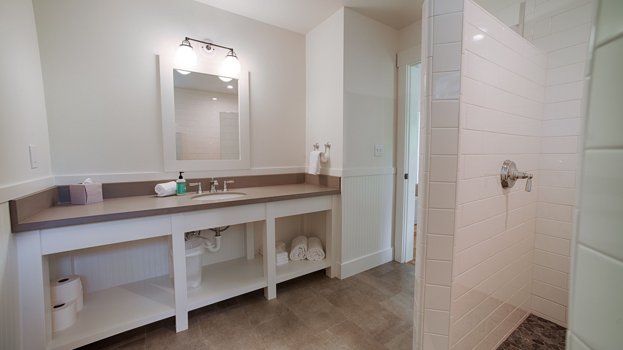 Photo of Bathroom in Hanalei