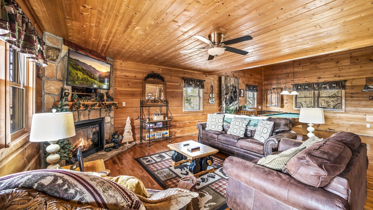 Photo of Livingroom in Gatlinburg