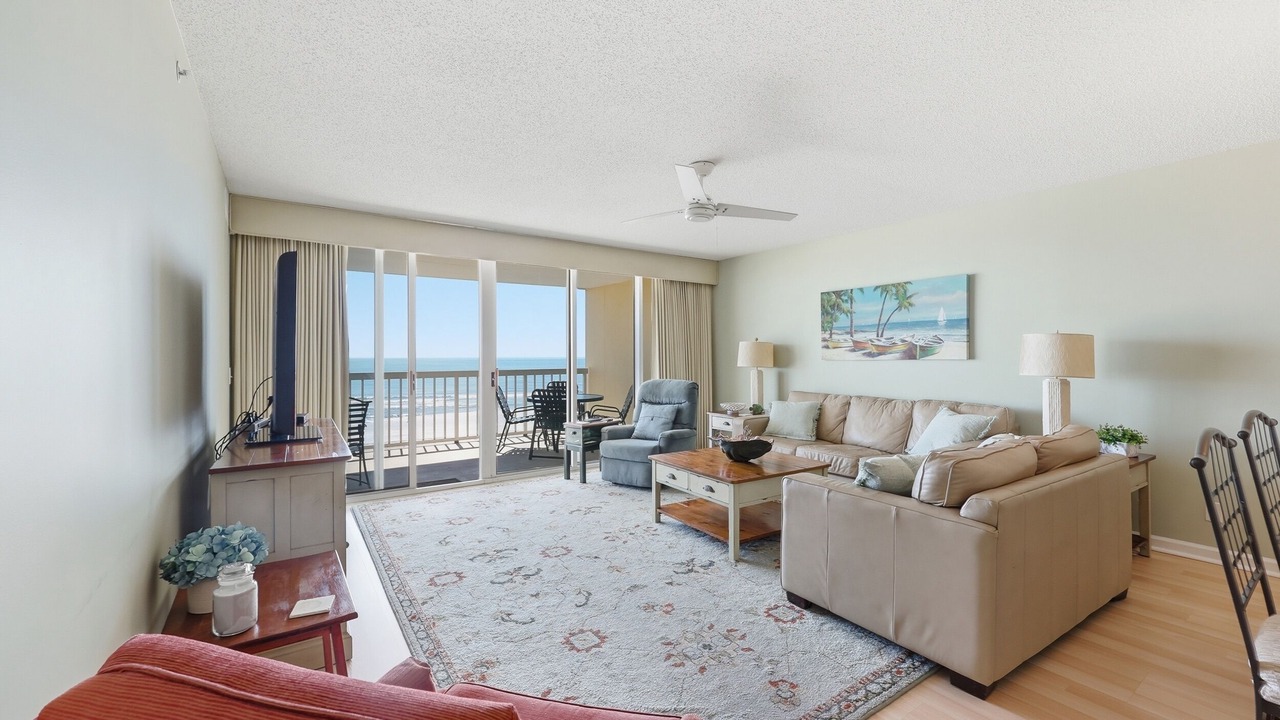 Photo of Livingroom in Litchfield by the Sea