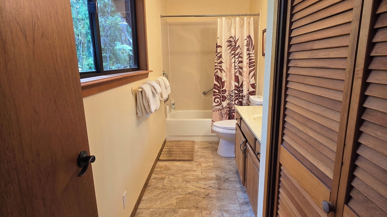 Photo of Bathroom in Volcano