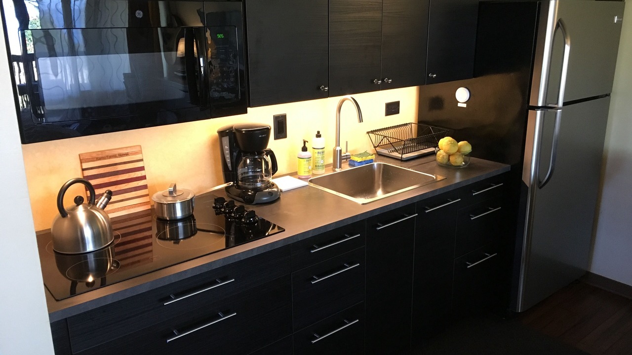 Photo of Kitchen in Maunaloa