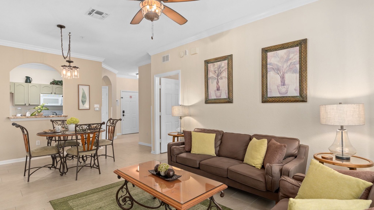 Photo of Livingroom in Windsor Hills