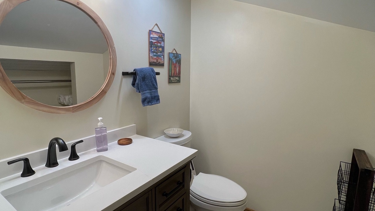 Photo of Bathroom in Kahuku