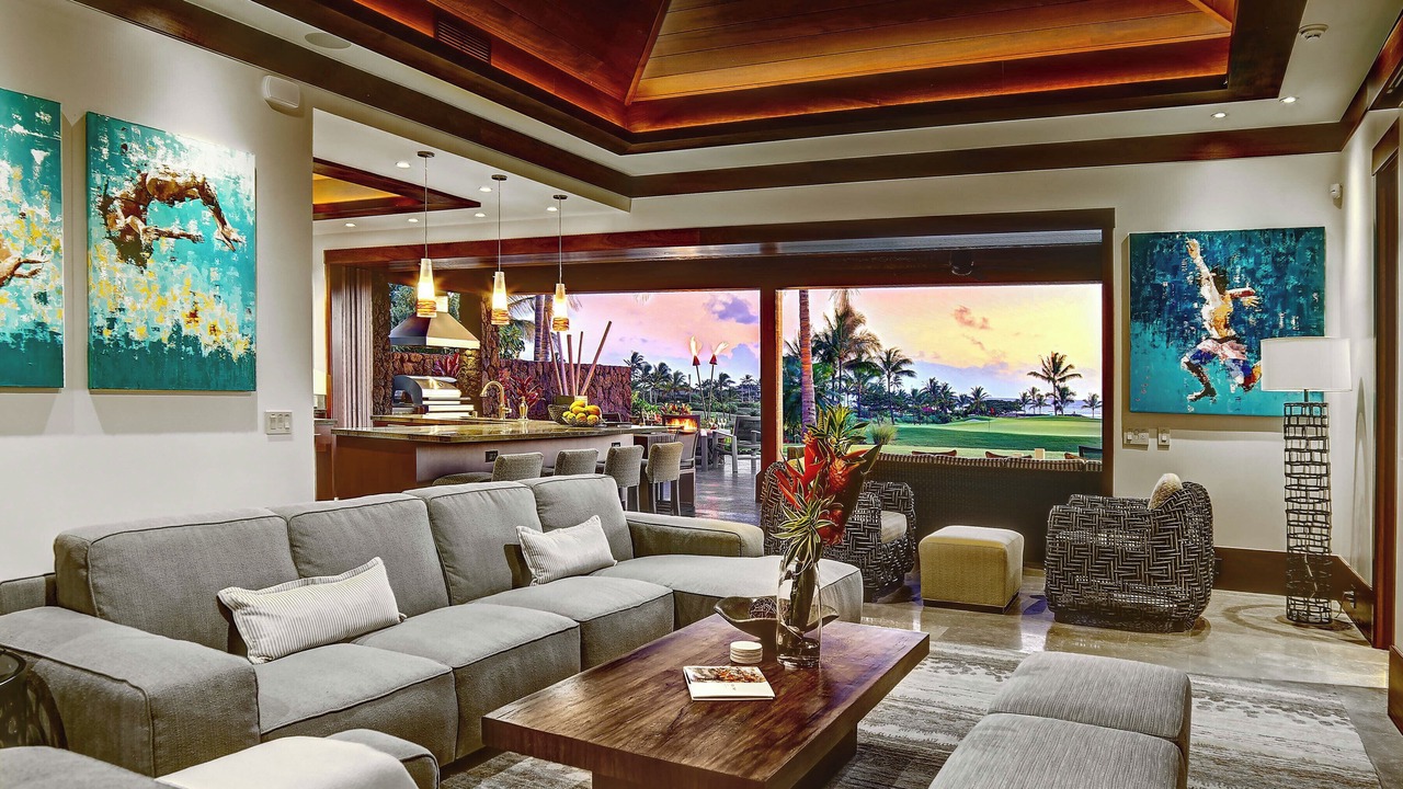 Photo of Livingroom in Poipu
