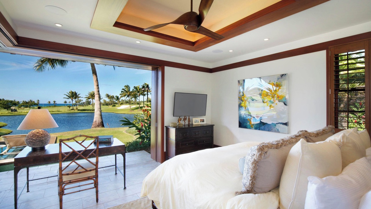 Photo of Bedroom in Poipu