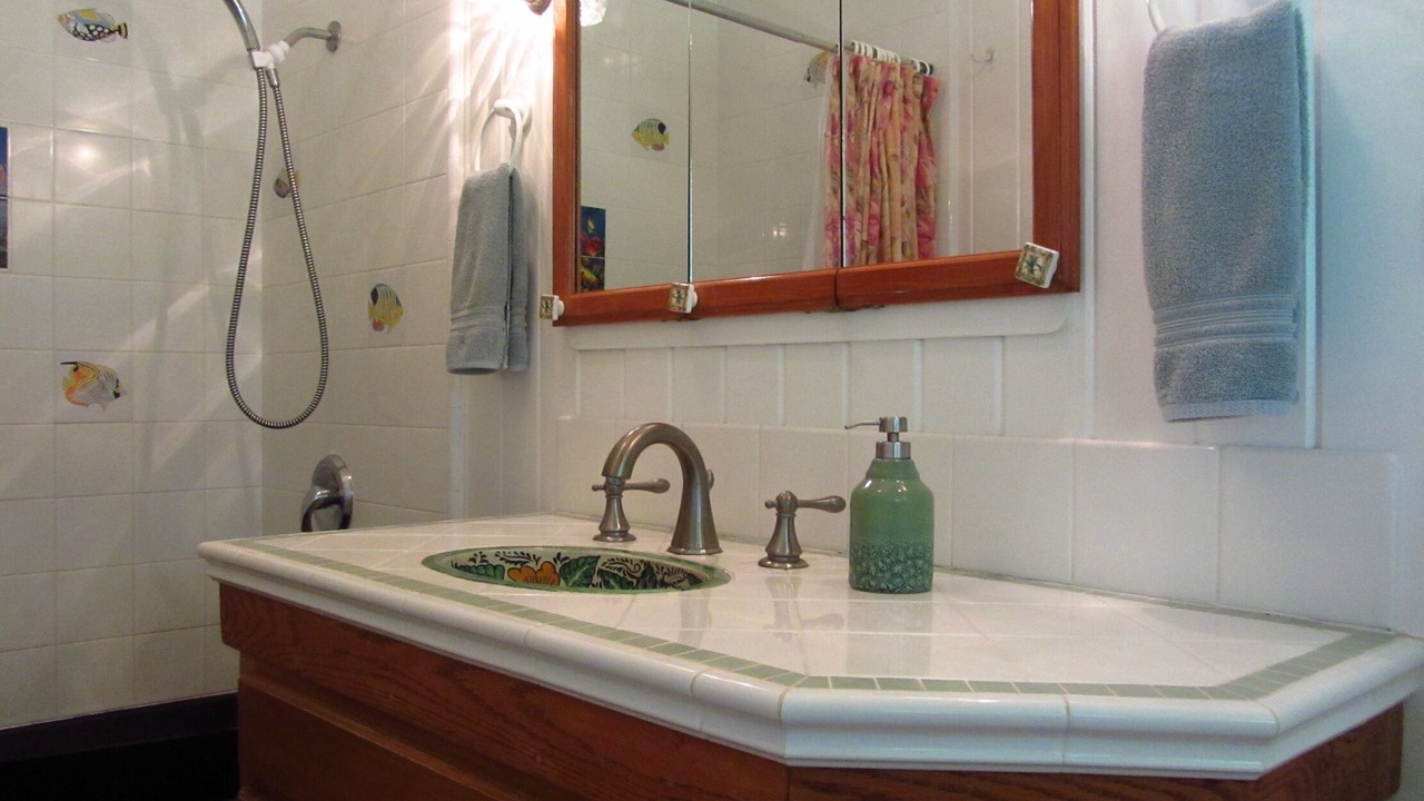Photo of Bathroom in Hanalei Palms