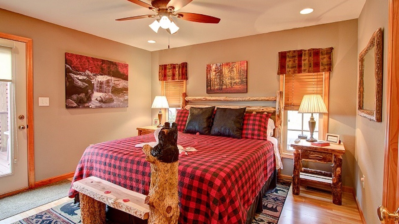 Photo of Bedroom in Gatlinburg
