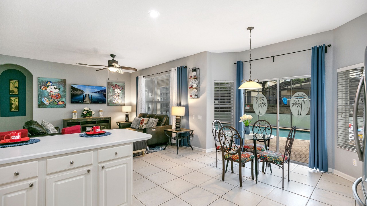Photo of Outdoor in Windsor Hills