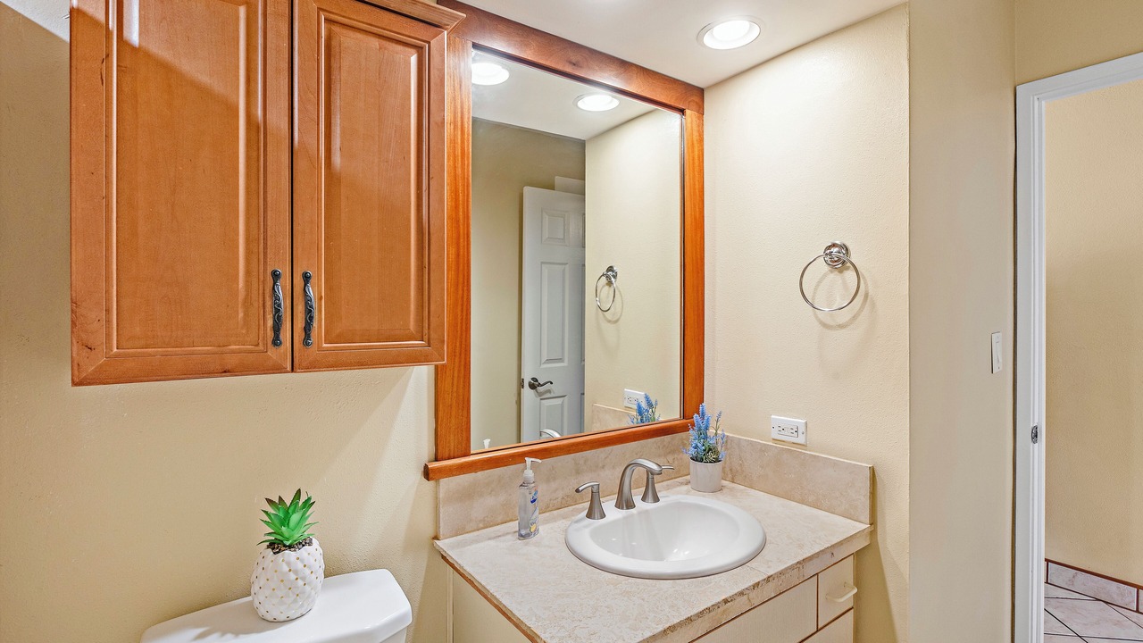 Photo of Bathroom in Maalaea