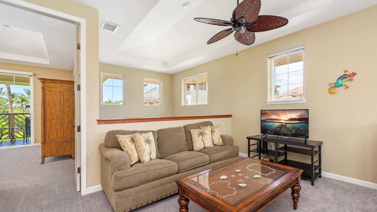 Photo of Livingroom in Waikoloa