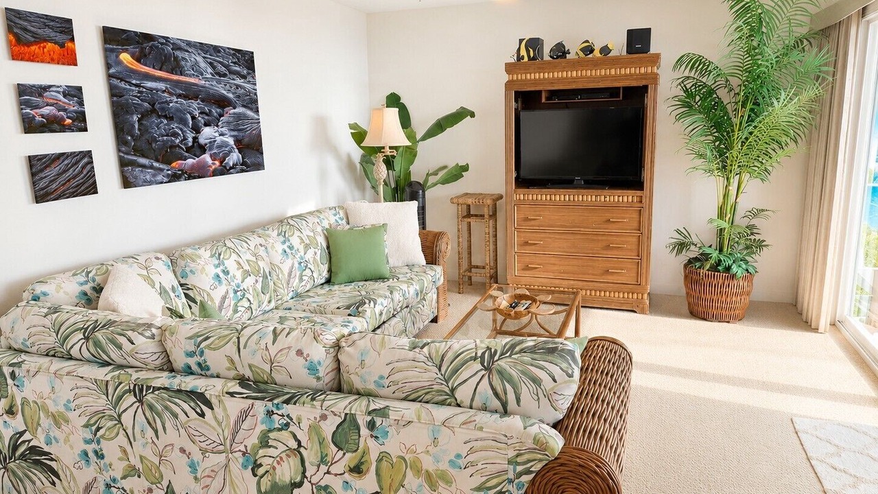 Photo of Bedroom in Kahaluu Bay