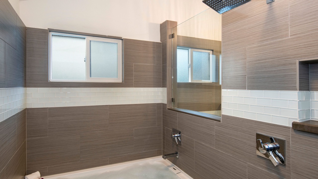 Photo of Bathroom in Portlock