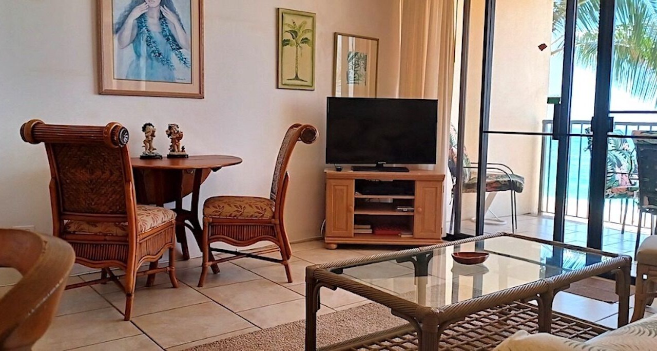 Photo of Livingroom in Makaha