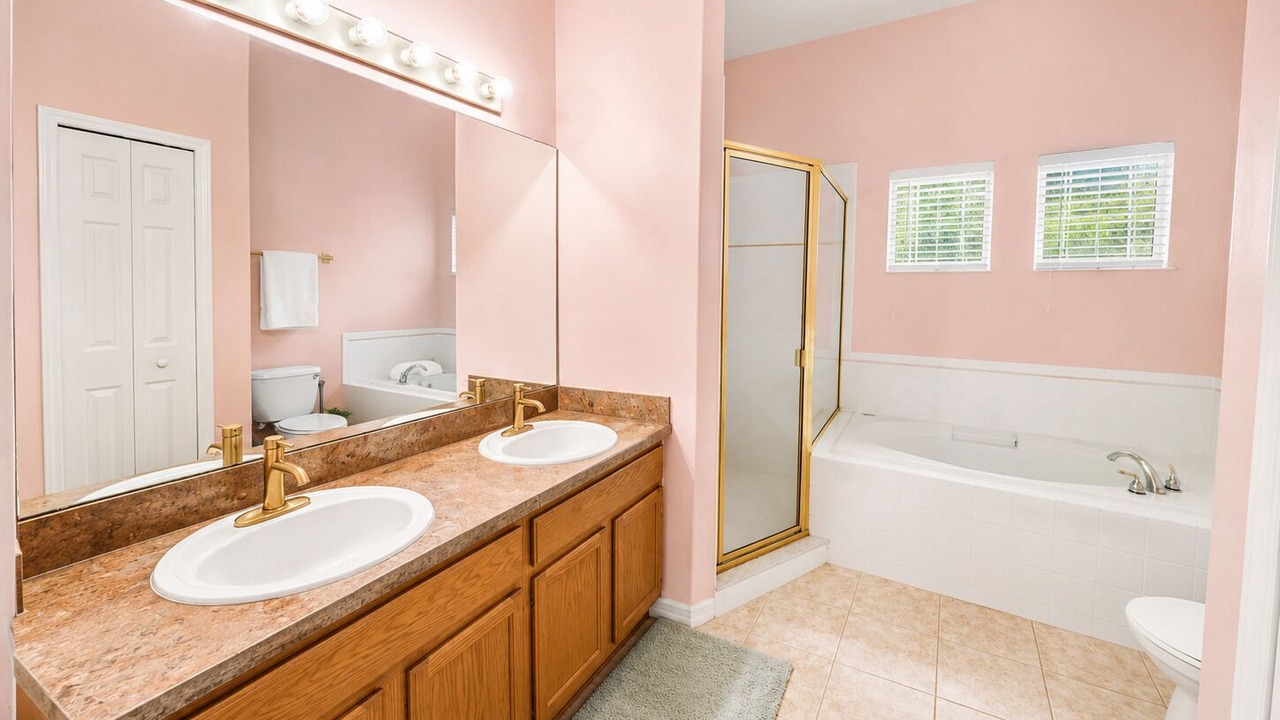 Photo of Bathroom in Bahama Bay