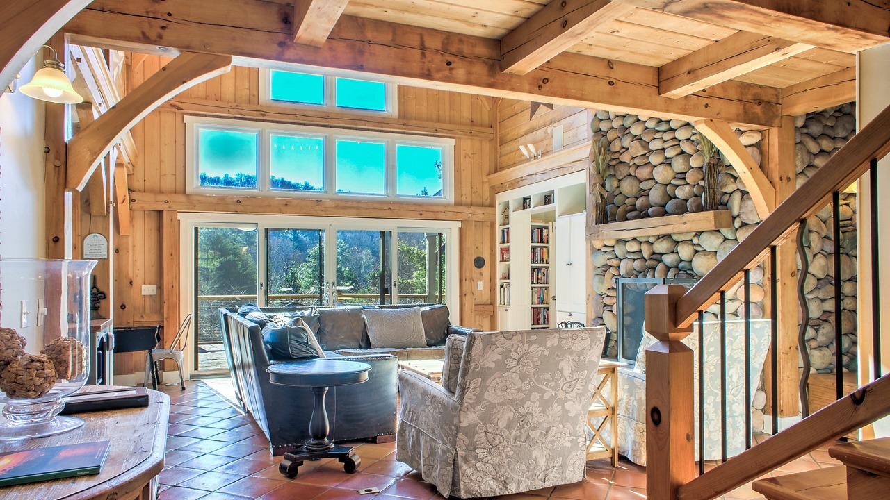 Photo of Livingroom in Fairview