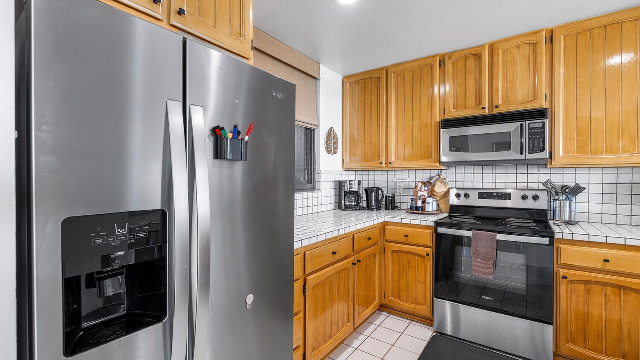 Photo of Kitchen in Kahaluu-Keauhou