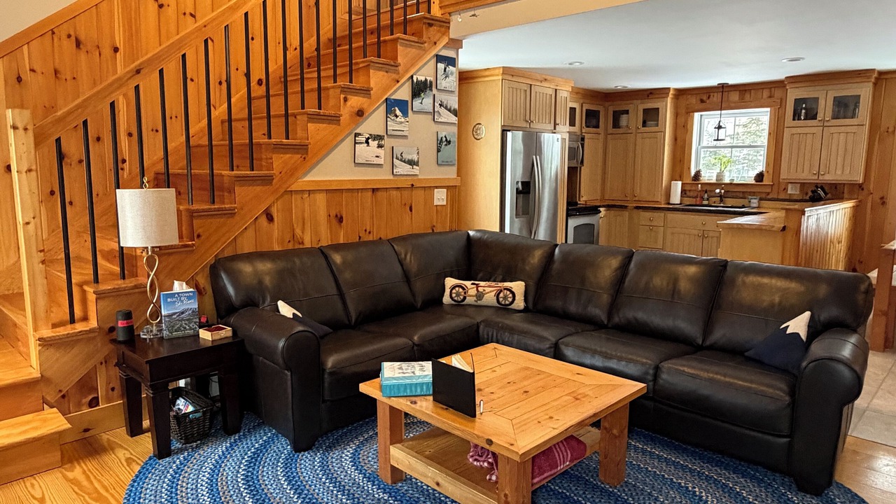Photo of Livingroom in Carrabassett Valley