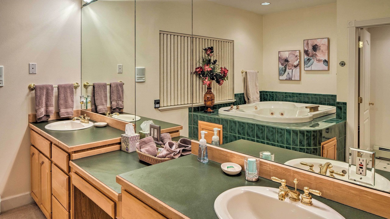 Photo of Bathroom in Ketchikan