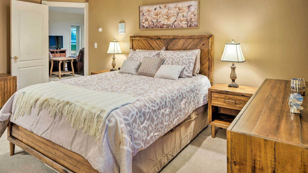 Photo of Bedroom in Ketchikan
