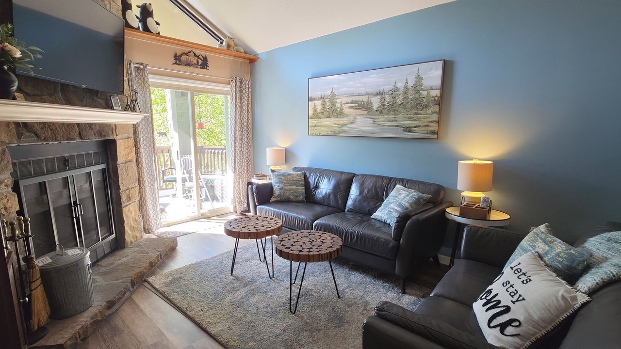 Photo of Livingroom in Chalet Village