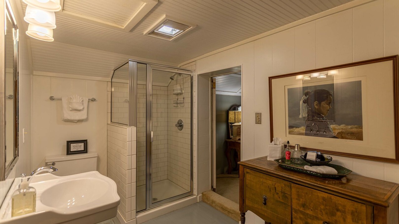 Photo of Bathroom in Banner Elk