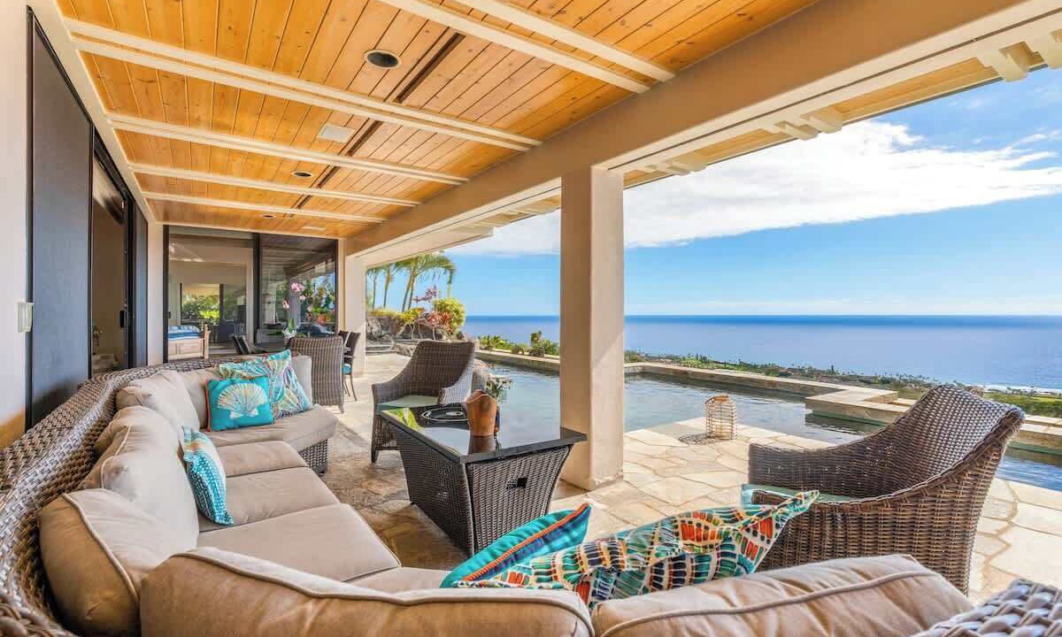 Photo of Patio Balcony in Kahaluu-Keauhou