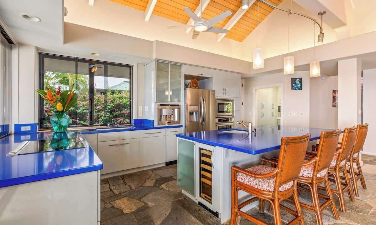 Photo of Kitchen in Kahaluu-Keauhou