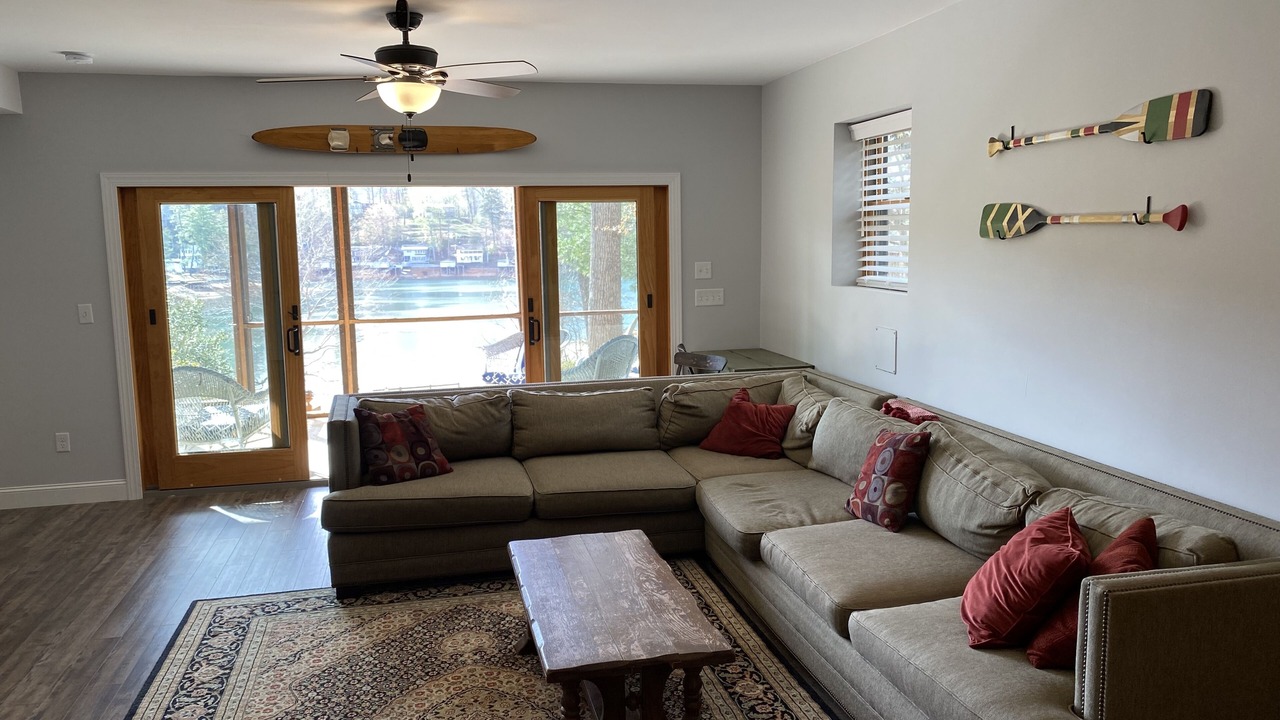 Photo of Livingroom in Sunset Cove